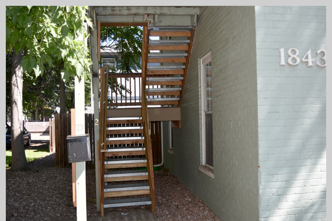 1843 - 1843 Arapahoe Ave (1BR/1BA)