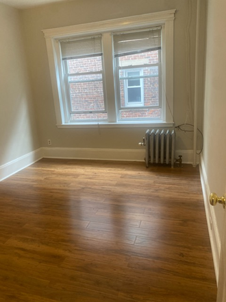 Call NOW for showings! 617-236-8550 - HEMENWAY ST - *AVAIL NOW* 1BR SPLIT FOR 2 PPL IN SYMPHONY *NO FEE!* W/ H&HW INC, LNDRY IN BLDNG! Apartments