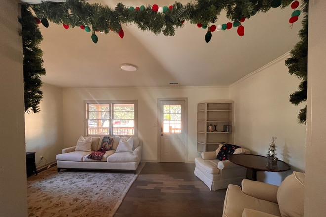living room - Sweet Cottage Charm House