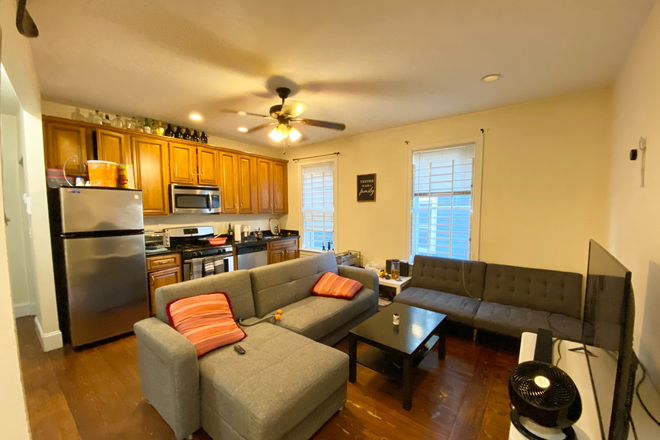 Kitchen - Living room - Room for rent | Spacious 5 Bed 2 Bath | Laundry in Unit!! Condo
