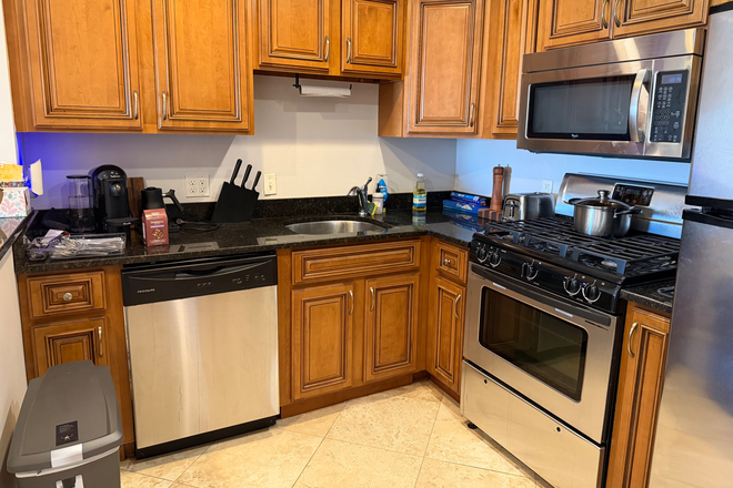 Kitchen - 1 Bedroom available in 2 Bedroom 2nd Floor Apartment, Fully Furnished, Laundry in unit