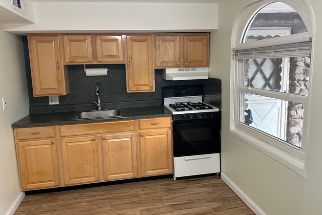 Kitchenette - Accessory Apartment close to campus