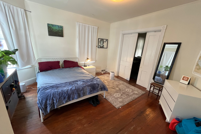 Bedroom view 2 - Room in shared apt-Bank St-Princeton