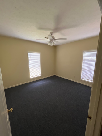 Available room - Auburn Williams Properties