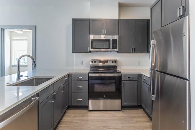 Kitchen - The Belle at the Lamar Apartments