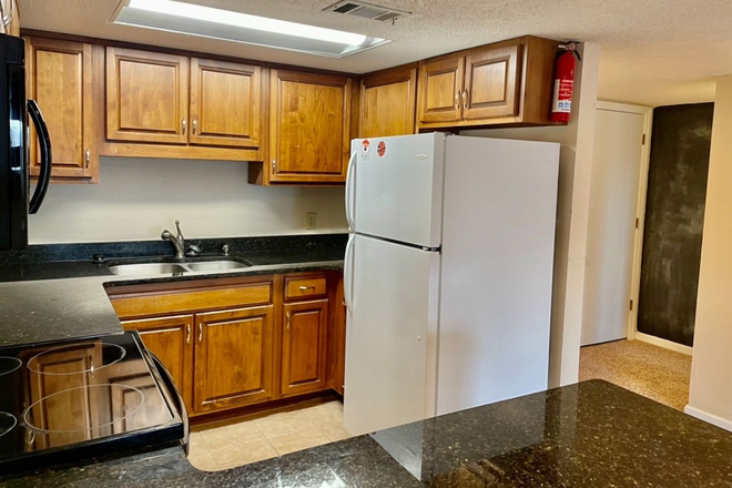  - Deerfield Condominiums 429-15