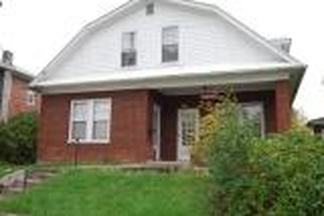 Street view - "Dude Ranch"  336 Old South High Street House