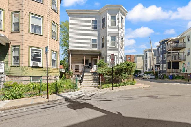 Street view from Calvin St. - Furnished 4BR/1BA. av. 09.01.26 for a long-term, T, bus, and shops, walk to Harvard yard. Apartments