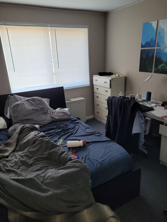 bedroom - College Park Towers - Bedroom in 2b1b