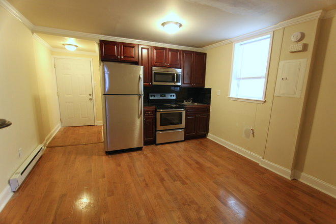 living room - Cute 1 Bed 1 Bath Very Close To Campus Apartments