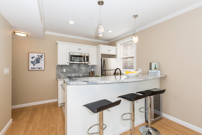 Kitchen - East Boston 2 Bed ** Avail. 6/1 ** Apartments