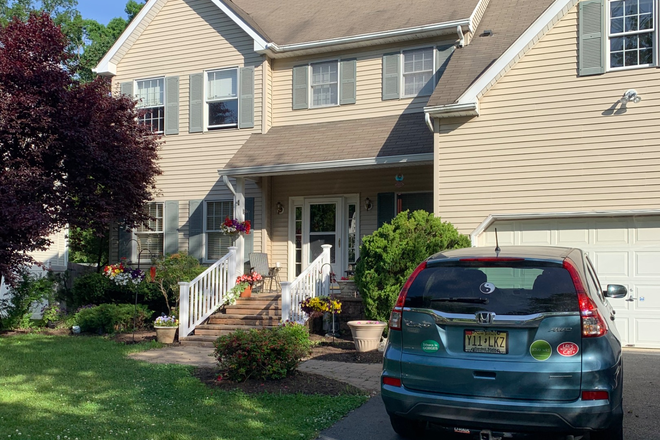 Street view and driveway - Furnished room in shared home-Ketterer Ct-Lawrence