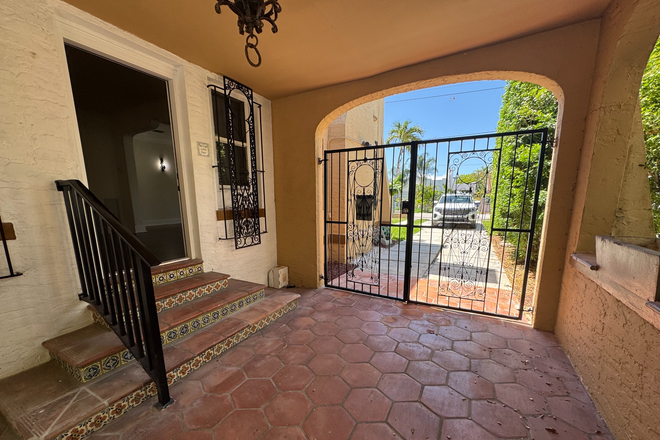 Car port and side door - Stylish 3BR/2BA Home Between Brickell & Coral Gables – Prime Location