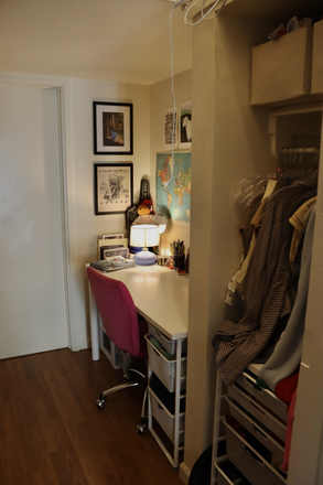 Bedroom - Wonderful duplex 5 minute walk from campus Duplex