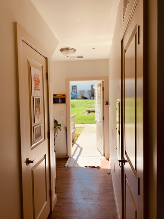 Exit to garden - Sublet:Furnished 1BR apt for PU Faculty/Staff affiliates only-South Stanworth Dr-Princeton