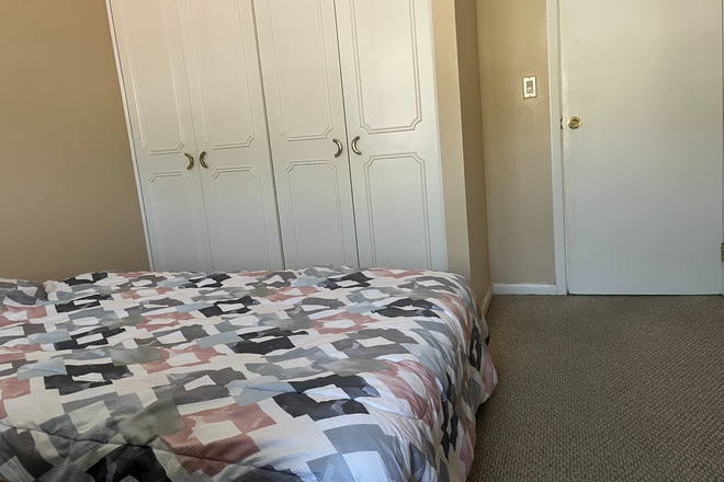 Bedroom - Room available in a 3-bedroom apartment near BC campus