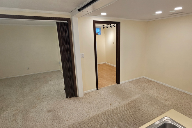 Dinning room /Kitchen - Separate entrance single bedroom, apartment, updated flooring.  A walkable distance from St. Kates