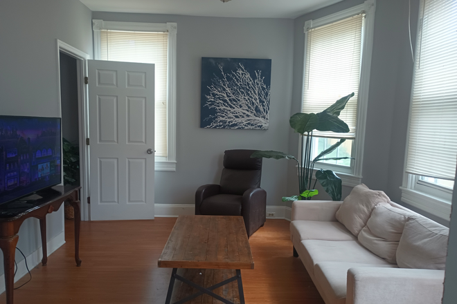  - SPACIOUS ROOMS INCLUDE ALL UTILITIES, FULLY FURNISHED, WIFI & MAID SERVICE