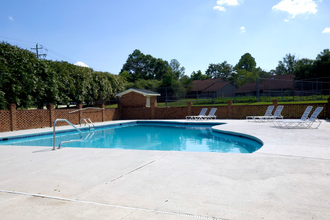 Photo - The Brookes Condos 01-15