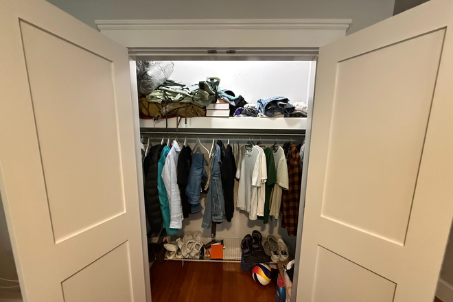 Closet - Room for rent in charming house in JP
