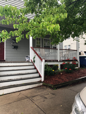 Front - Tufts/Chetwynd Rd *NO FEE*