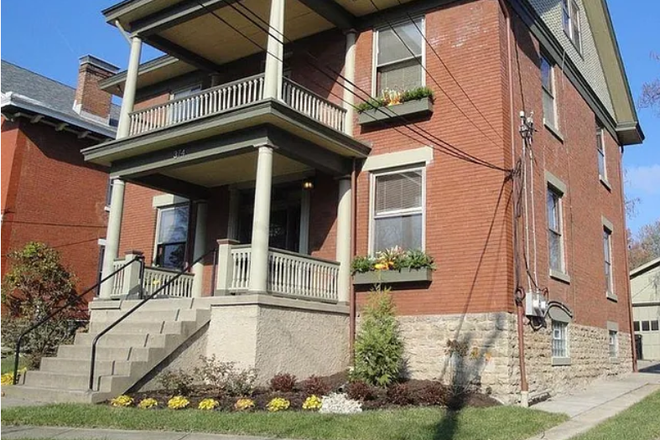 Front Exterior. View of front porch and balcony - Terrace Avenue Room