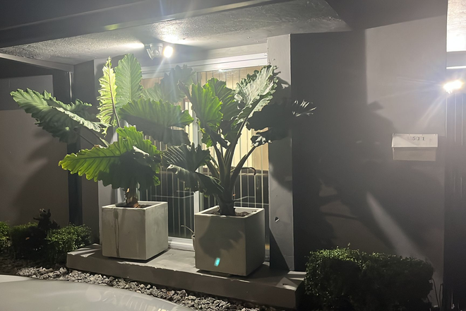 Off-street Parking - Flooding lighting on the entire perimeter including parking area - Villa de Odexys - Live stress-free in fully furnished, all-inclusive corporate housing! Duplex