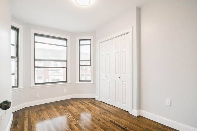 Call NOW for showings! 617-236-8550 - SARATOGA ST - HUGE *NO FEE* 5BR NEAR AIRPORT MBTA *AVAIL NOW* W/ IN UNIT W/D, EIK, DW, RNTL PRKNG Apartments