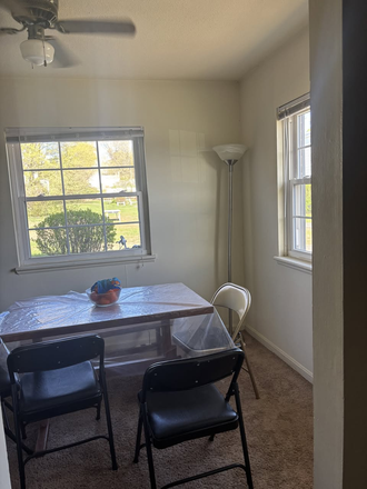 dining area - Townehouses of Amherst