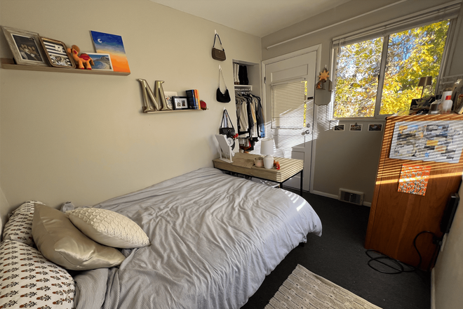 Full Room View #1 - 920 13th Street - 1 Bedroom & Personal Bathroom Spring Sublet or Lease Transfer!