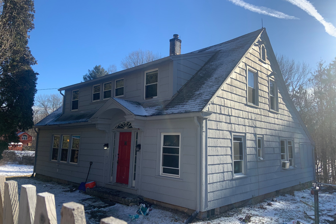 Outside2 - 1069 House