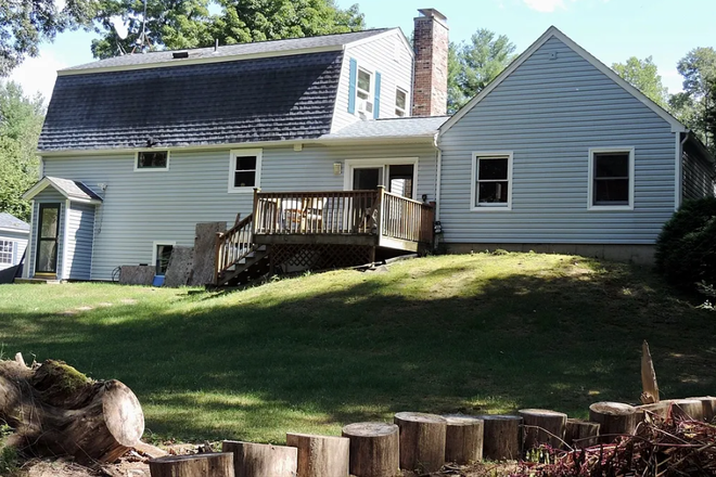 Back of Home - SPRING SPECIAL - 96 Logtown Road | 5 Bedrooms House