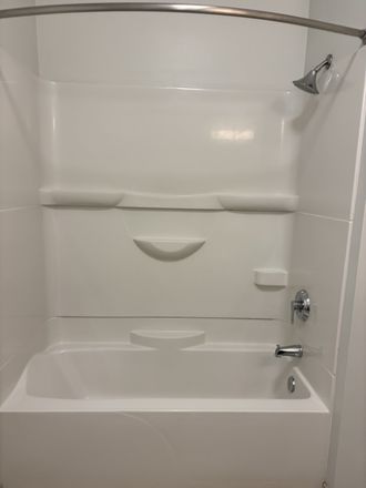 Bathroom shower - Apartment in Rambler College Park South