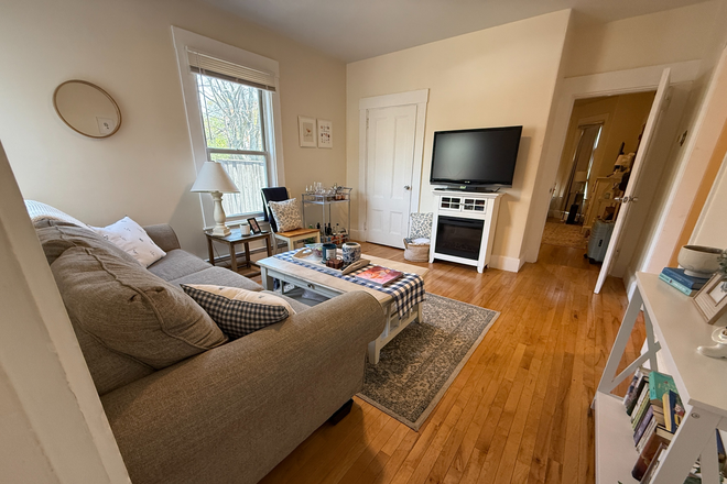 1 - ? Available September 2025 — Stunning 4 Bed / 3 Bath Duplex in Brookline Village! ?