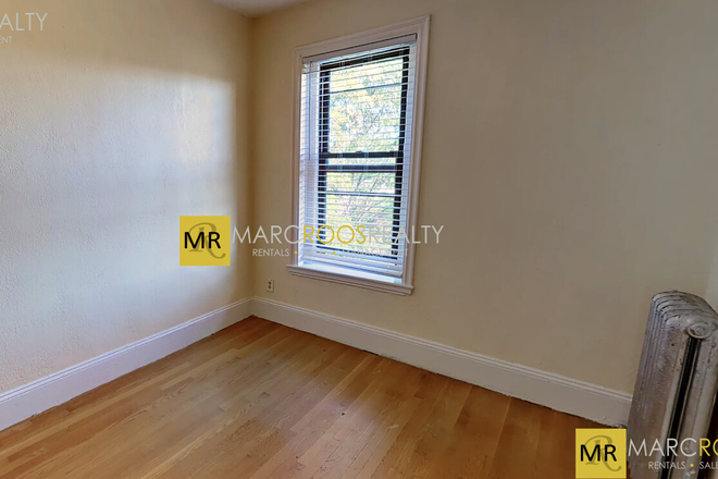Living Space - Hammond St 3 Bed South End Apartments