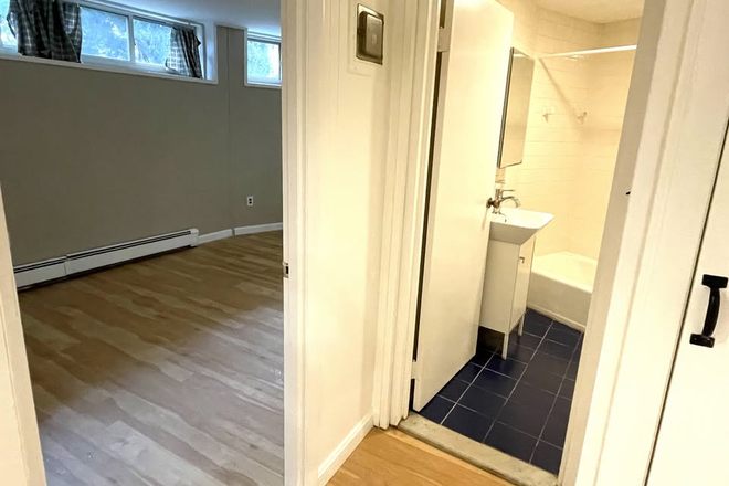 Bathroom and bedroom - One Bed steps to Central square - Quiet Apartments