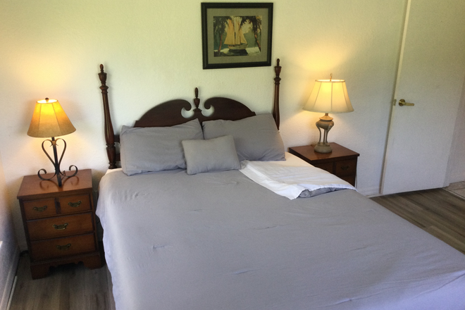 Your room! OR unfurnished - Woodlands close to campus House