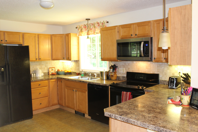 kitchen - Storrs House for 2026-2027 Academic year, Faculty or Professionals only, Furnished, Great Schools