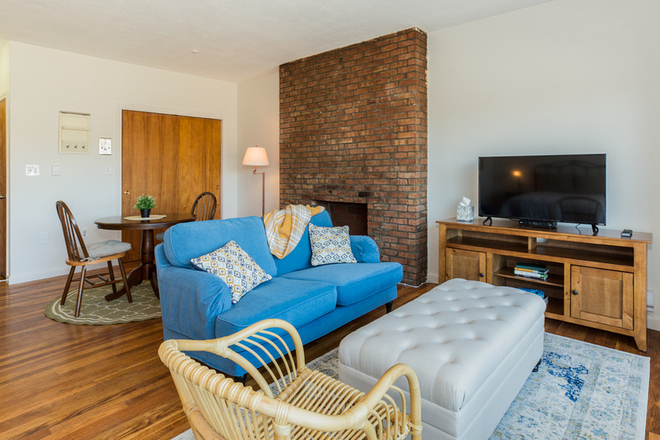 Living - Classic Furnished Studio with Balcony and Charles River Views