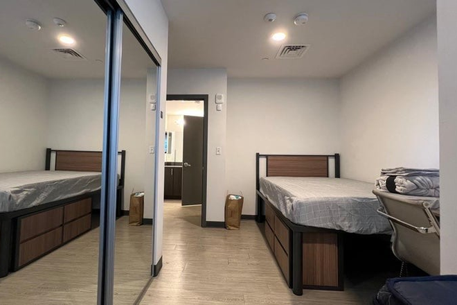 Private bedroom - Lightview 4 bed 2 bath private type C