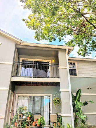 second floor - Windsor Park Condo 2/2 with Pool View