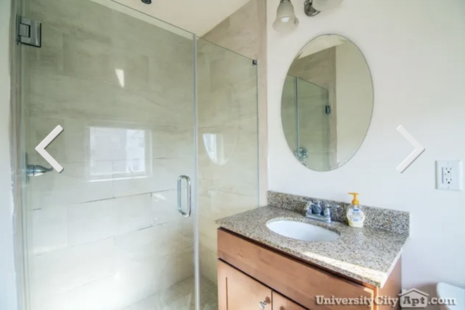 Bathroom - 1 bedroom available in a 3 bed 3 bath apartment near campus