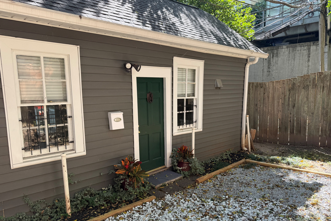Entrance - Secluded charming guest cottage