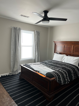 Master Bedroom - Cozy Quarters House