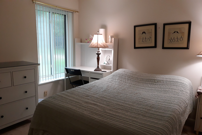 Bedroom 1 - 2 Bedroom for Rent in Greenbelt (Greenbriar Condominium)
