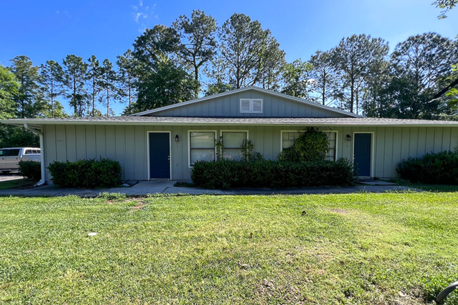 Photo - 2295 - Pineridge Apartments