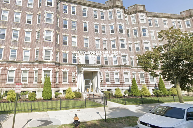 a - Park Drive! Apartments