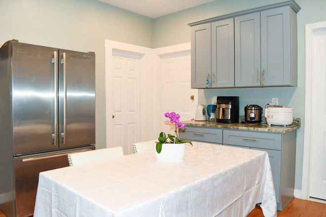 kitchen - Furnished All-Inc 4BR/2BA. Deleaded 1st Fl (Now) & Top Fl (Aug/Sept). T to MIT/Harvard/NEU Triplex