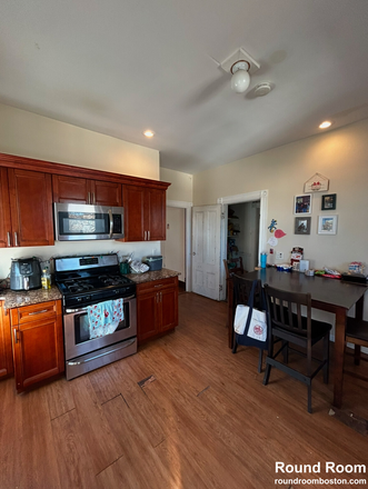 Kitchen - Cheapest 5 Bed 2 Bath off-Campus!! Apartments