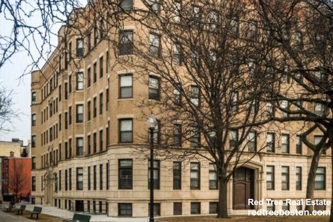 Building - Affordable Furnished Summer 2 Sublet Right Next to Campus